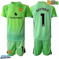 Manchester United Altay Bayindir #1 Keeper Tredjedraktsett Barn 2025-26 Kortermet (+ Korte bukser)